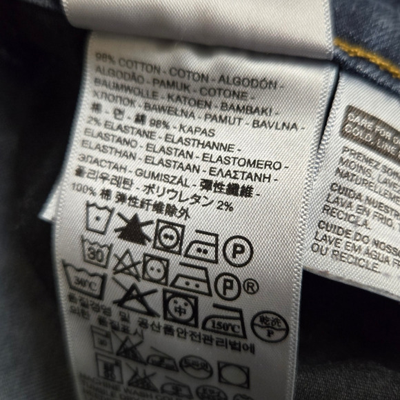 Levi's Dark Wash High Waisted Slim Champagne Label Classic Skinny Jeans Size 28 - Picture 4 of 8